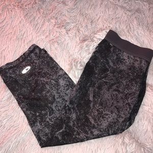 NWOT Champion Capri Leggings